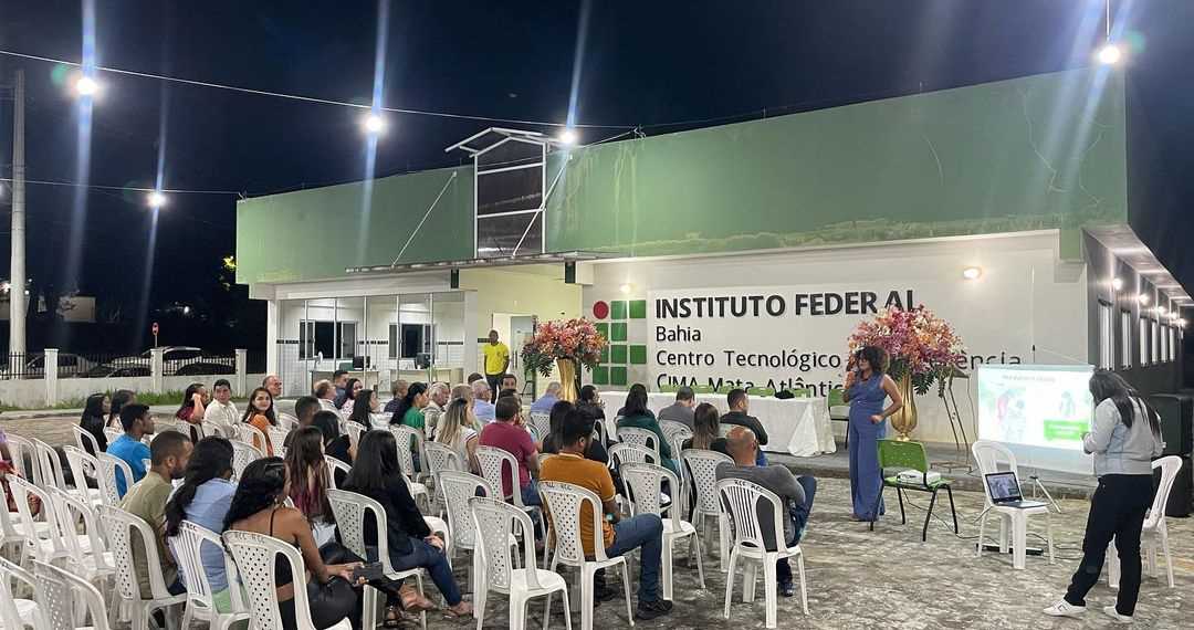 Camacã: Prefeito Paulo do Gás participa da inauguração do IFBA em Camacã